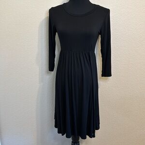 Nic & Lulu Black 3/4 Sleeve Black Midi Dress - S